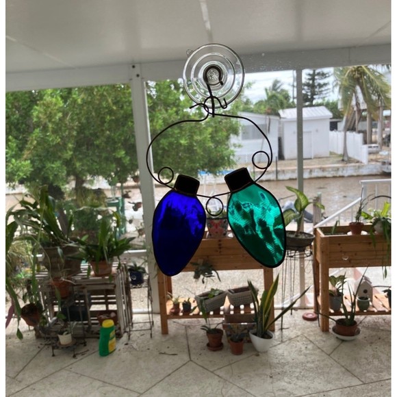 SALE ‼️ Window Decorations Leaded Stained Glass Hand Crafted Lot of 3 - Picture 4 of 4